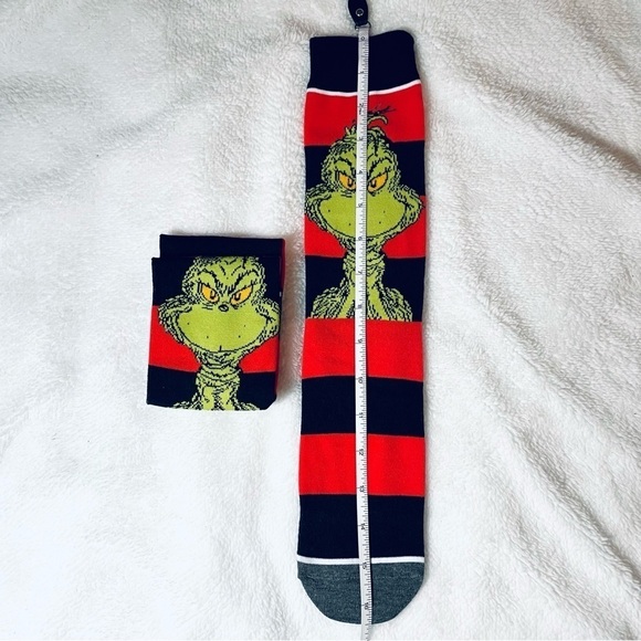 NWT Lot of 2 Grinch Socks - Size Medium (US 6-10) - Christmas / Holiday Season - Picture 10 of 10